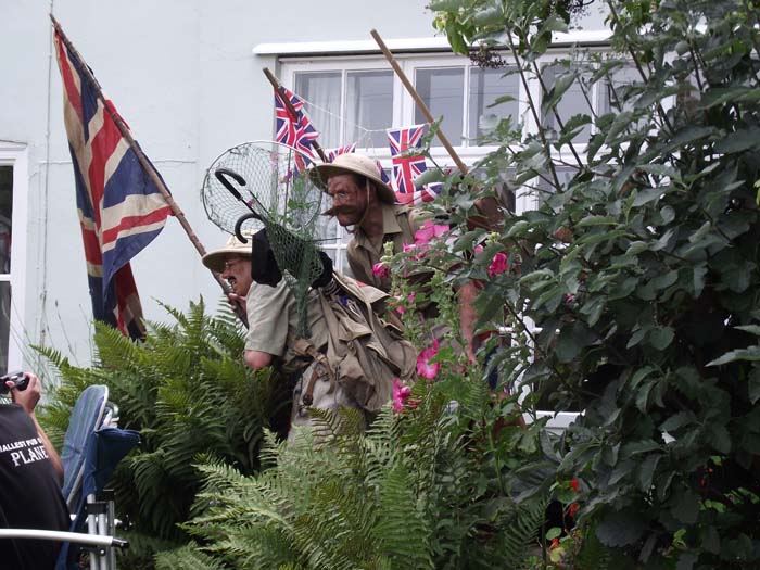 Explorers in the garden of 8 Queen Street.